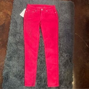NWT Levi’s Hot Pink Corduroy Skinny Jeans